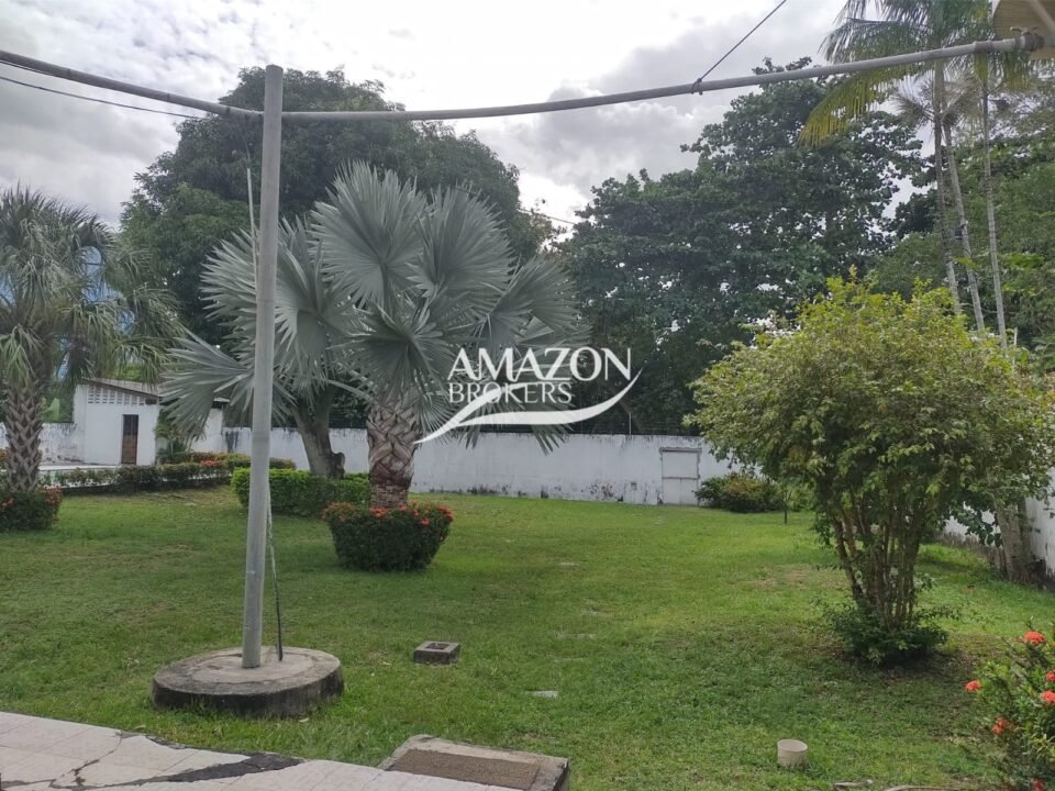 CASA TÉRREA 701,18m2, NO BAIRRO NOSSA SENHORA DAS GRAÇAS - DISPONÍVEL PARA VENDA