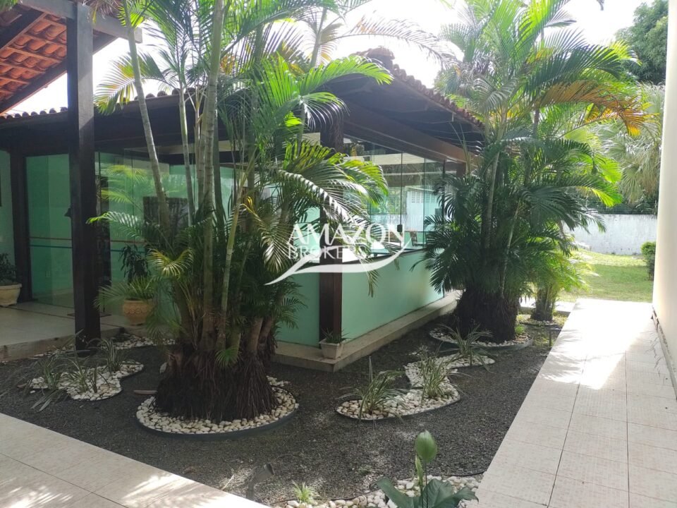 CASA TÉRREA 701,18m2, NO BAIRRO NOSSA SENHORA DAS GRAÇAS - DISPONÍVEL PARA VENDA